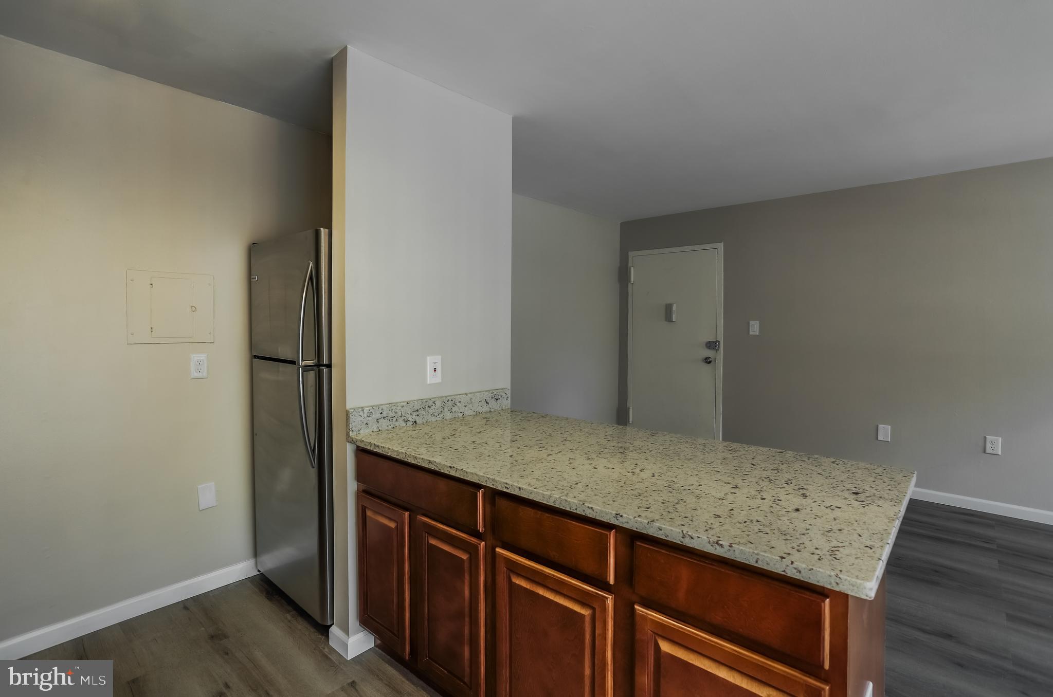 OCCOQUAN RIDGE CONDO - Residential Lease