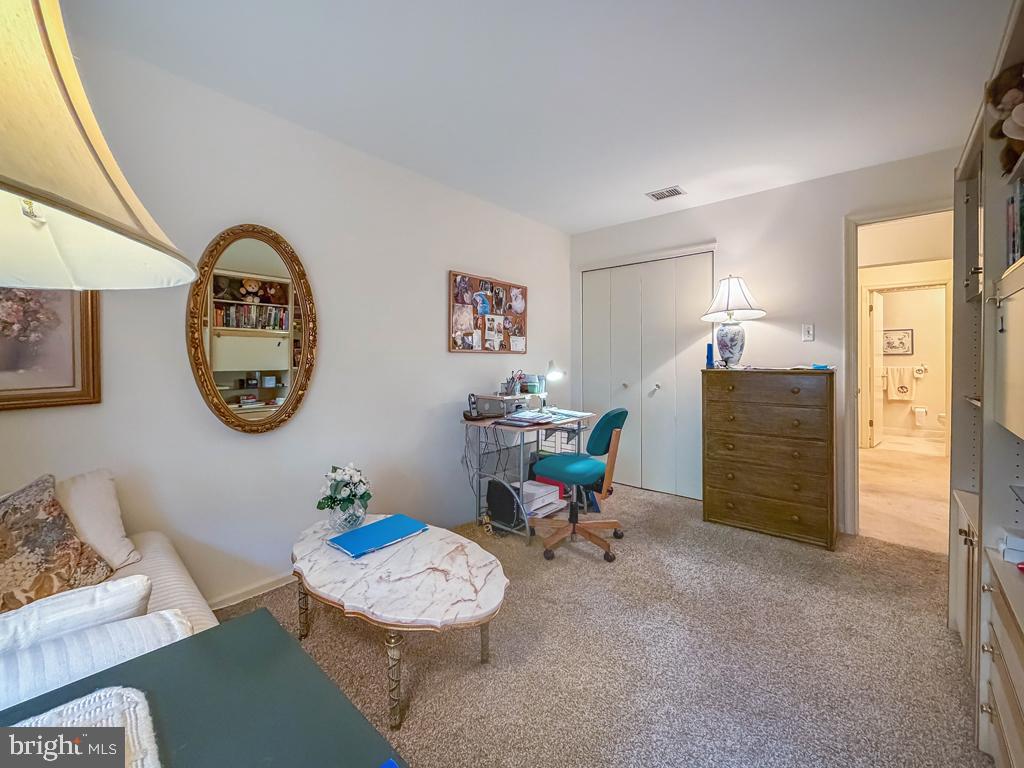 DELAIRE LANDING - Residential