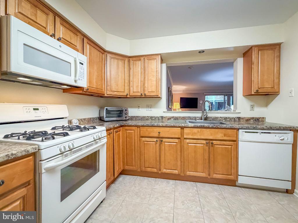 DELAIRE LANDING - Residential