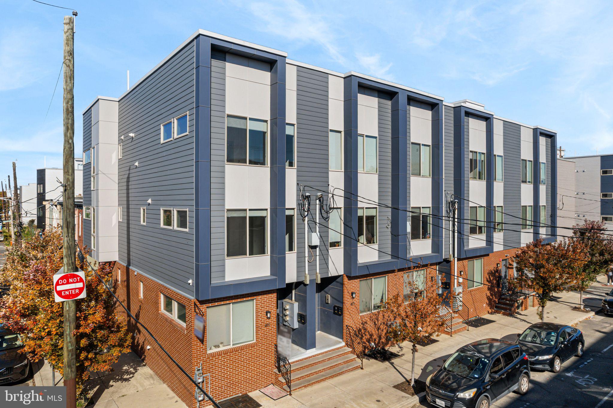 NORRIS SQUARE - Residential Lease