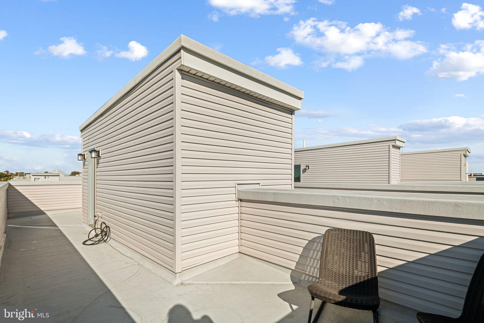 NORRIS SQUARE - Residential Lease