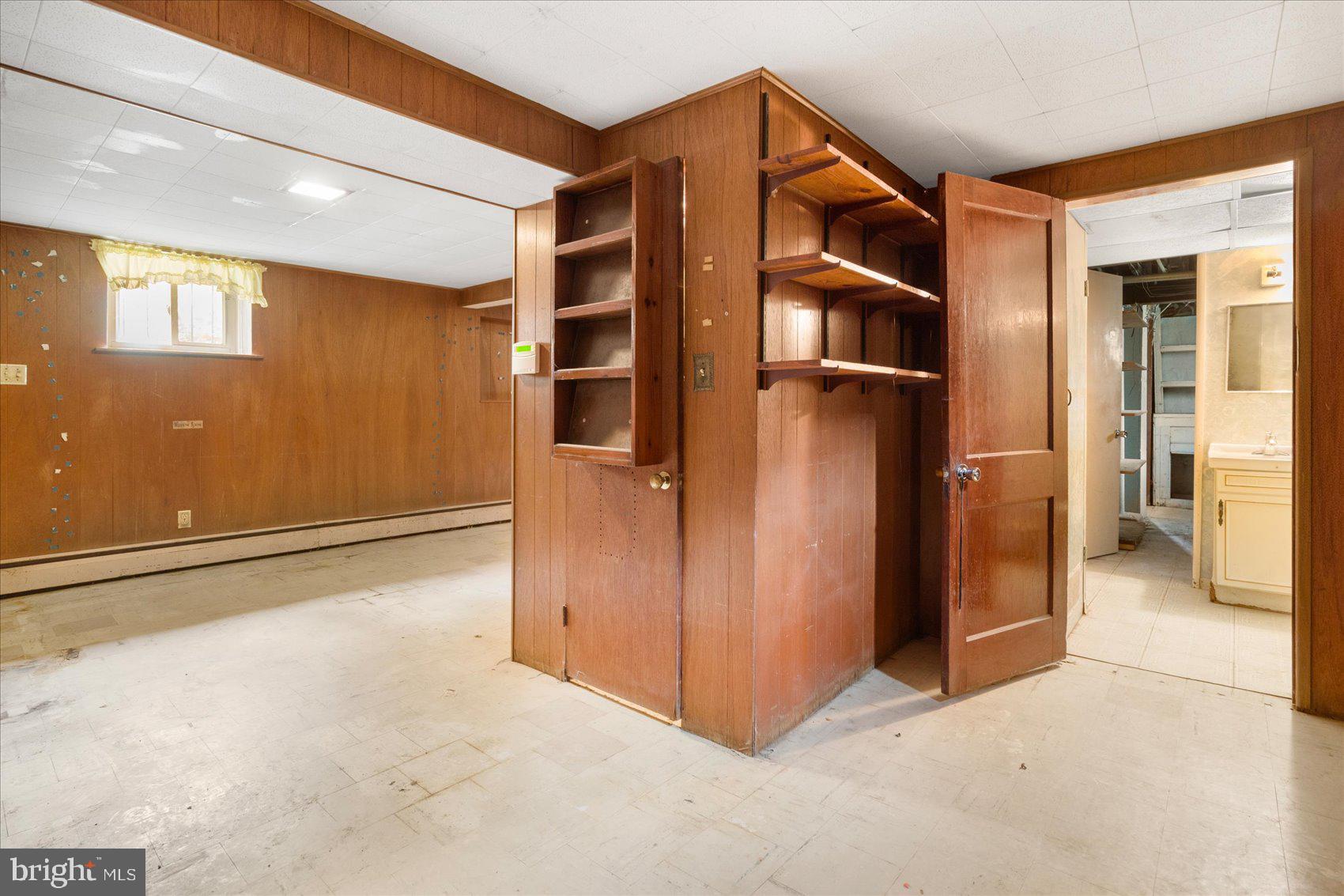 PARKVILLE - Residential