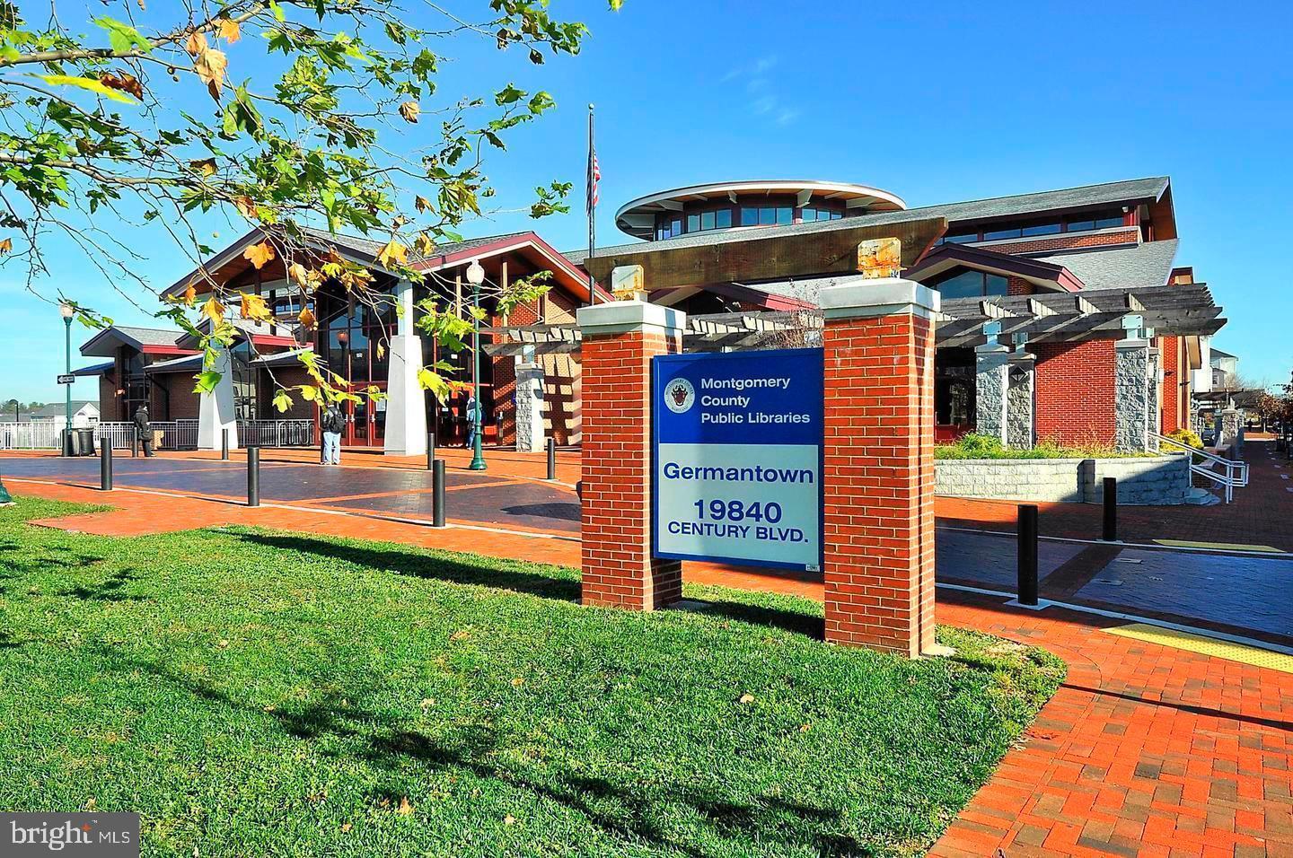 MIDDLEBROOK COMMONS - Residential