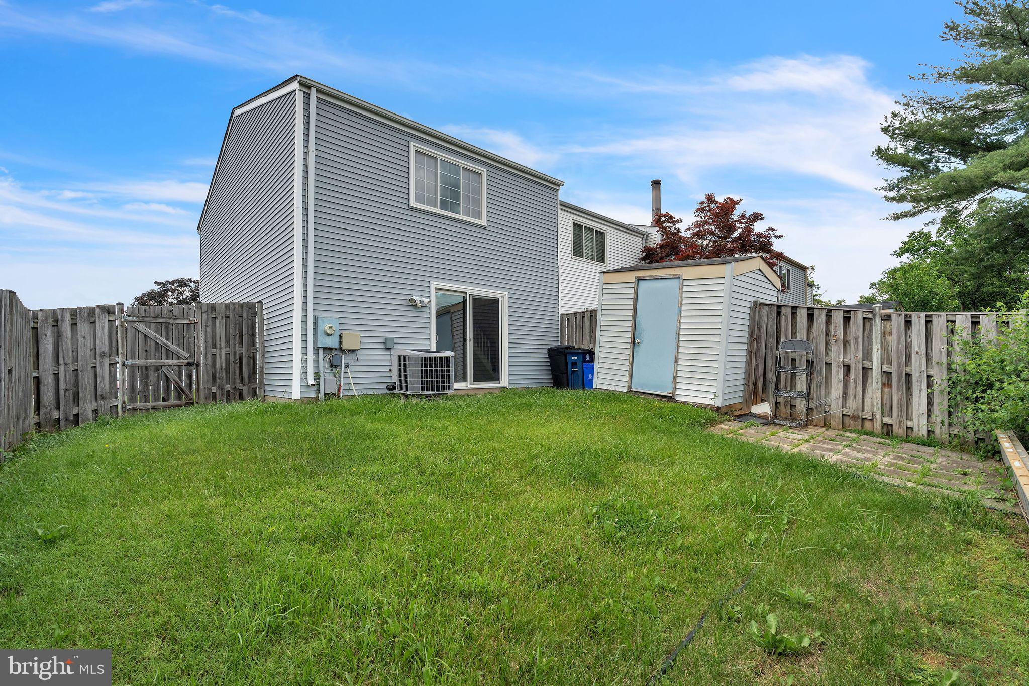 MIDDLEBROOK COMMONS - Residential