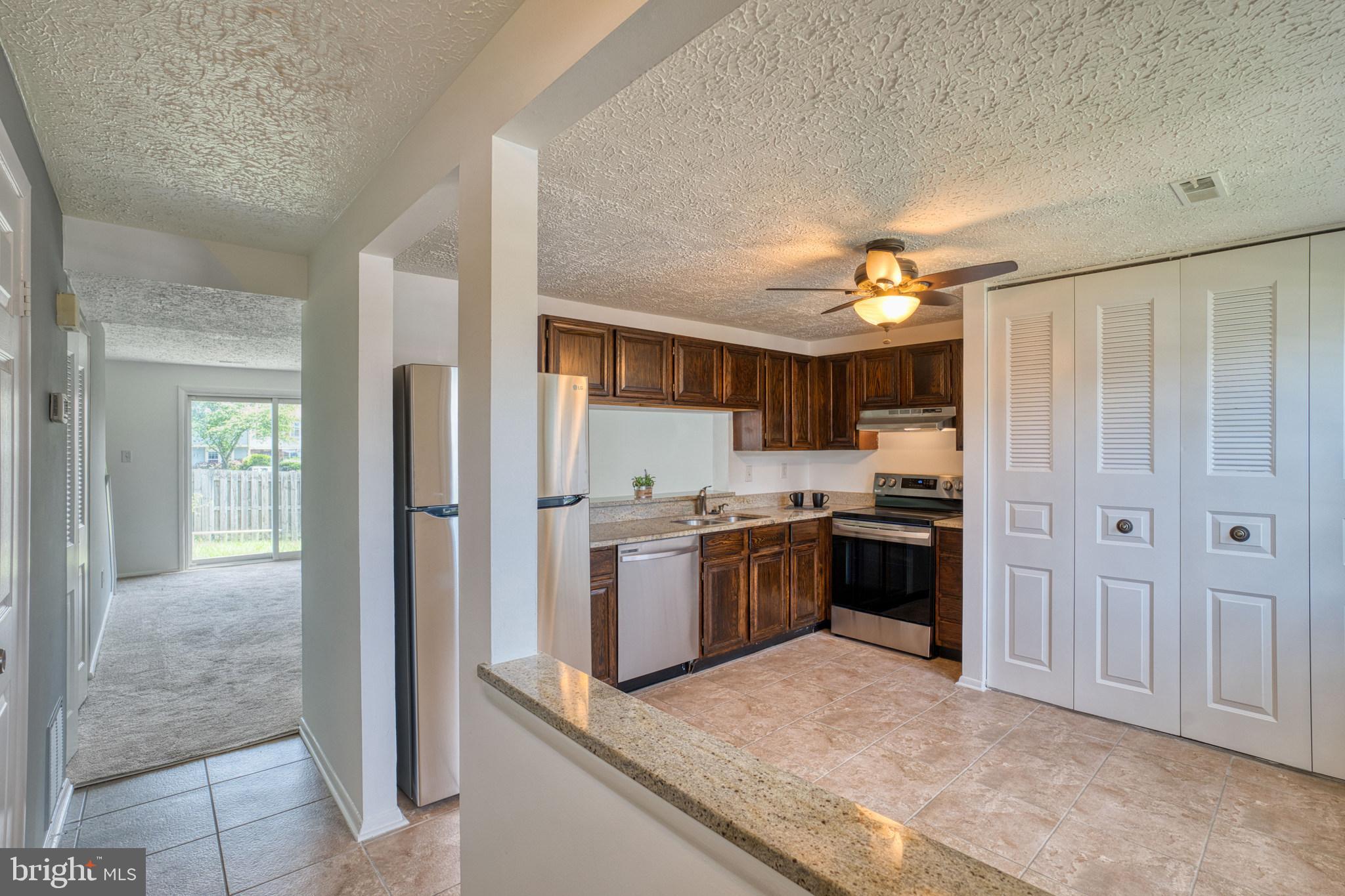 MIDDLEBROOK COMMONS - Residential