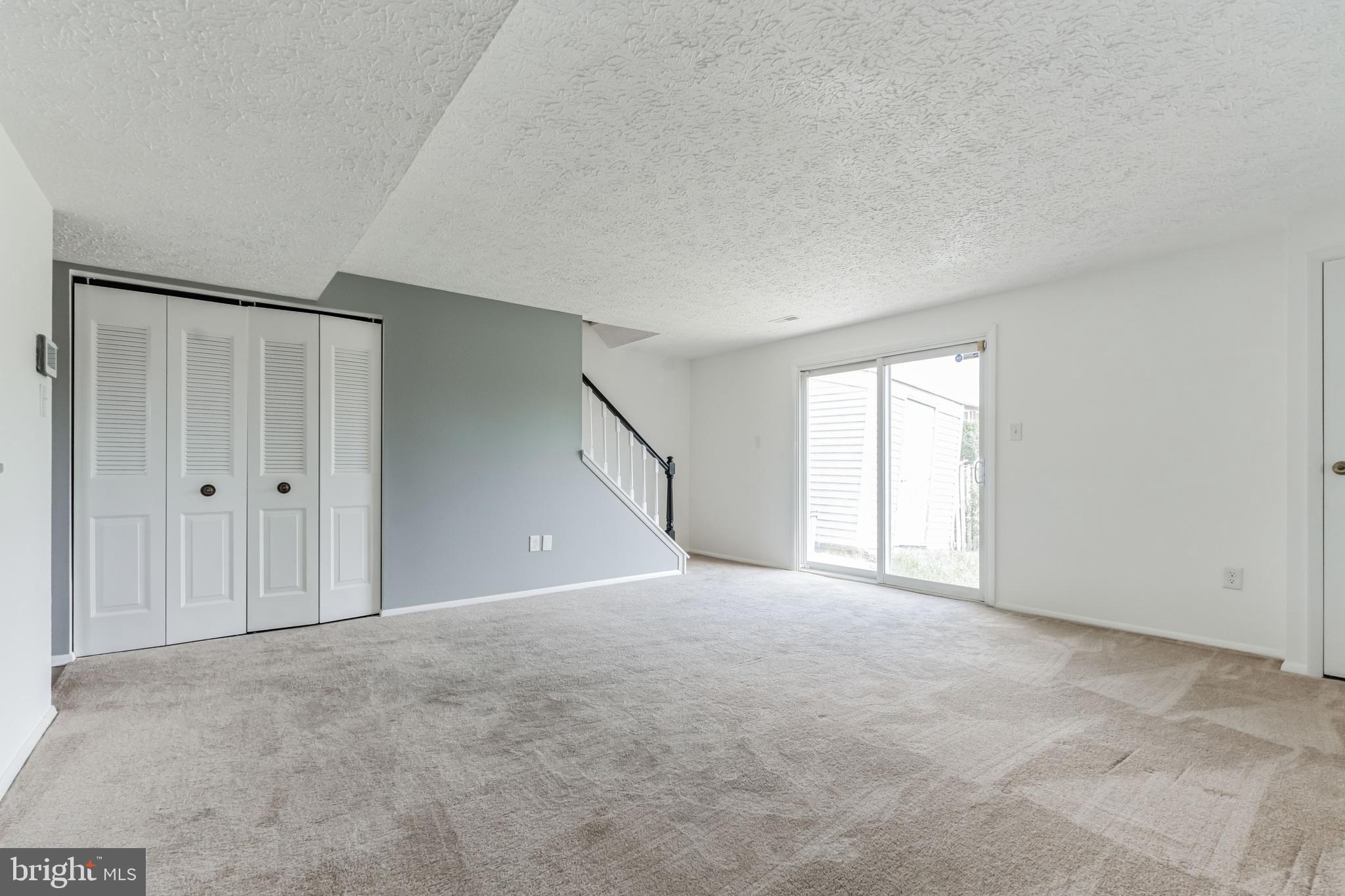 MIDDLEBROOK COMMONS - Residential