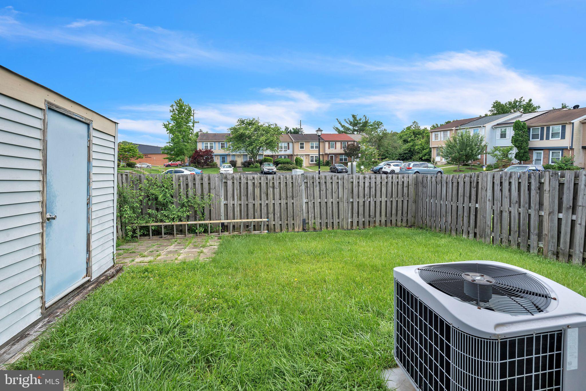 MIDDLEBROOK COMMONS - Residential