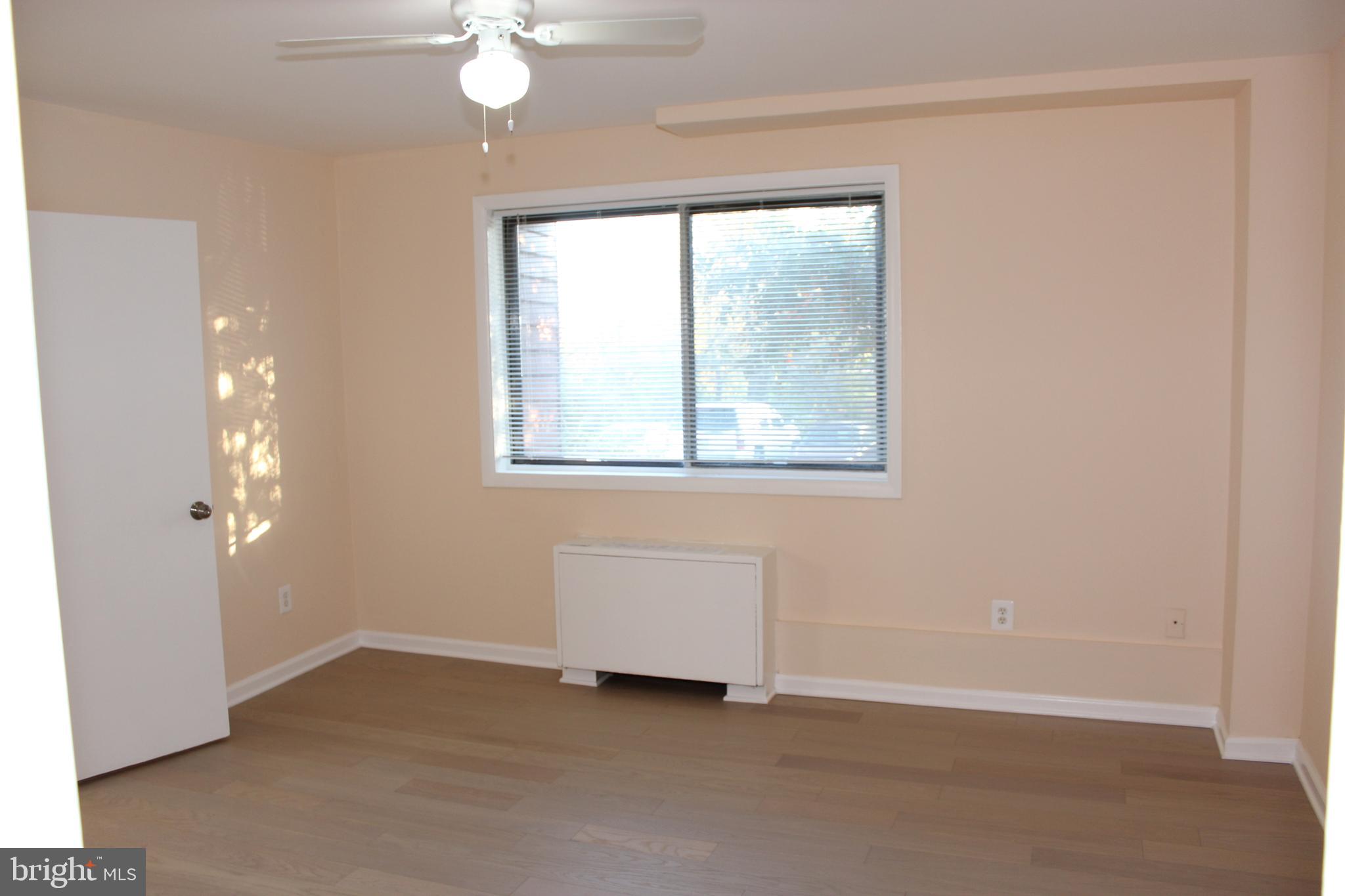 GEORGE MASON VILLAGE - Residential