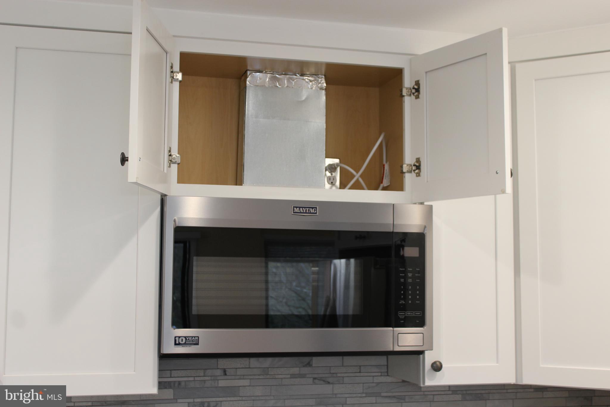 GEORGE MASON VILLAGE - Residential