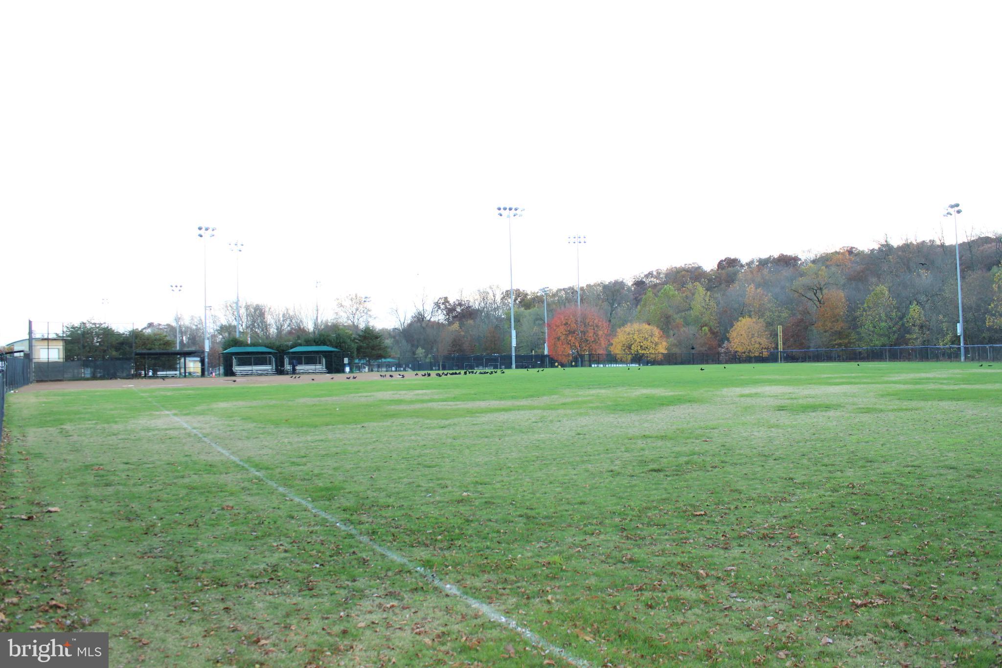 GEORGE MASON VILLAGE - Residential