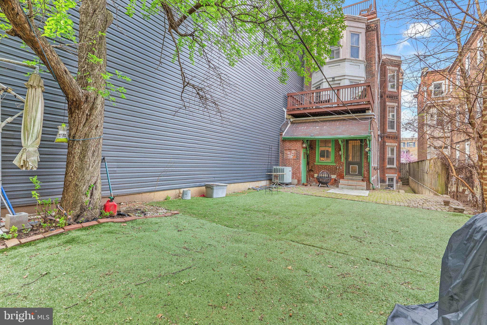ART MUSEUM AREA - Residential