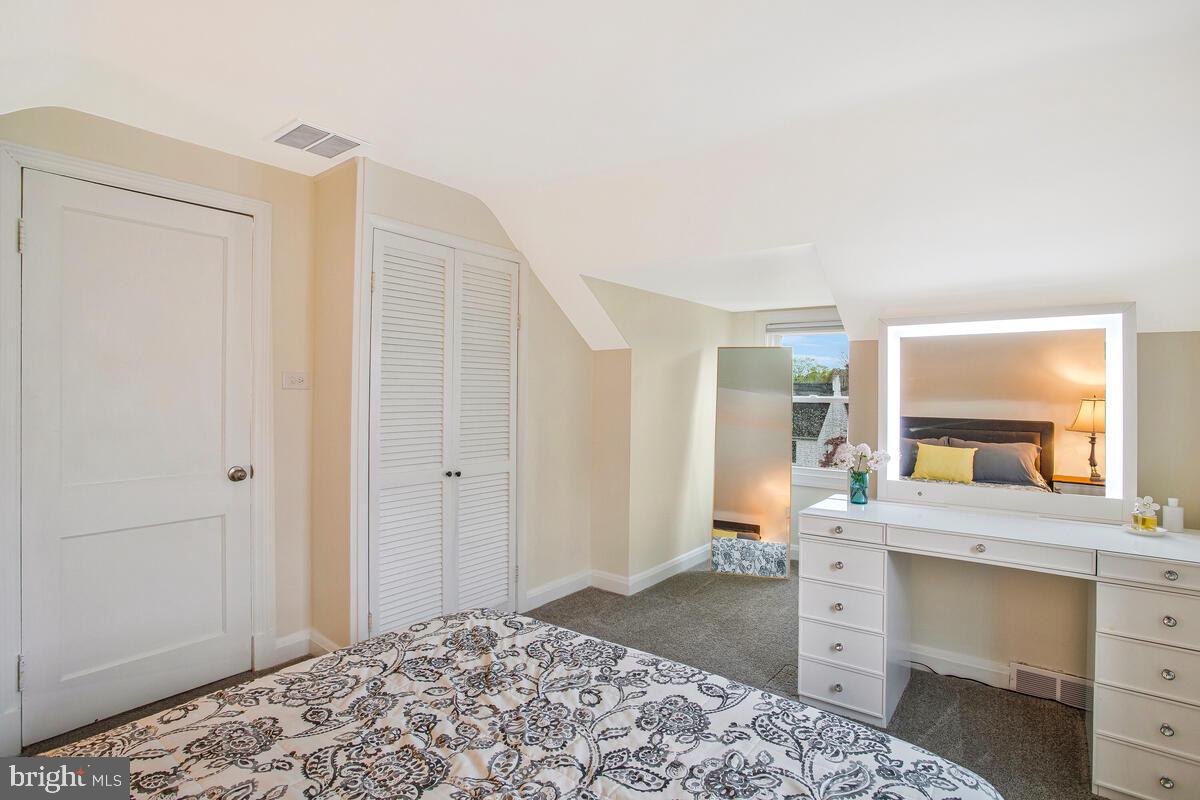 SHIPLEY HEIGHTS - Residential