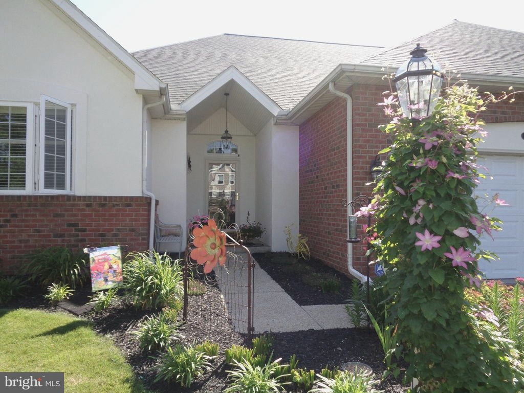 Photo of 432 Stone Creek Road, LANCASTER, PA 17603 (MLS # PALA2089472)