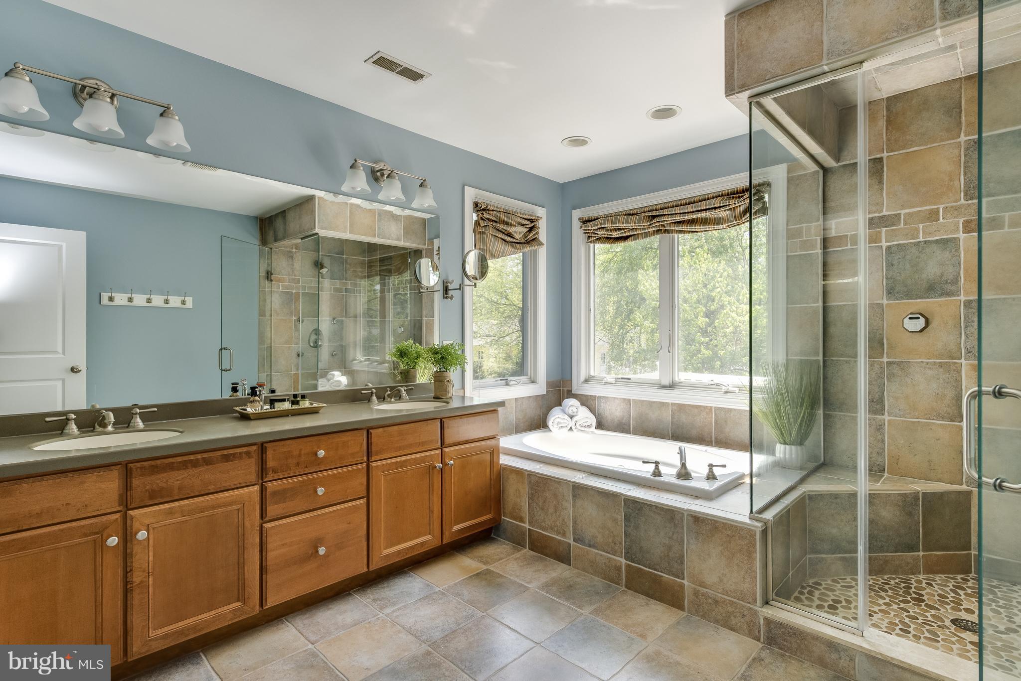 EASTPORT - Residential