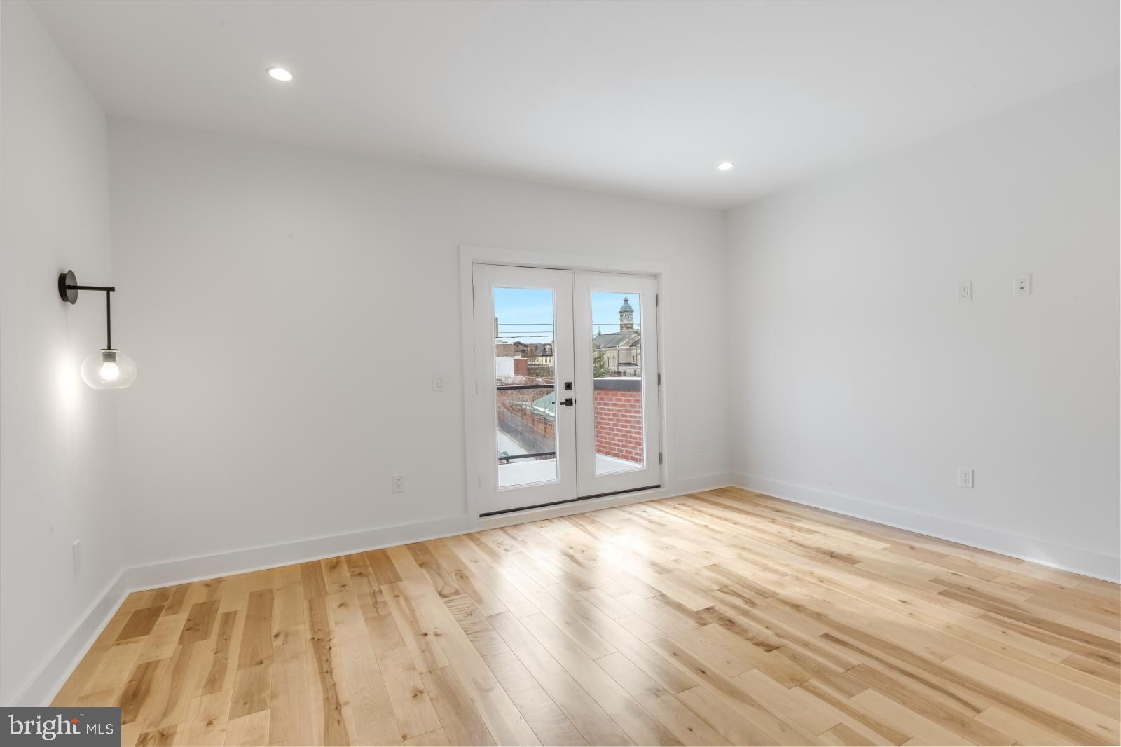 MANAYUNK - Residential Lease