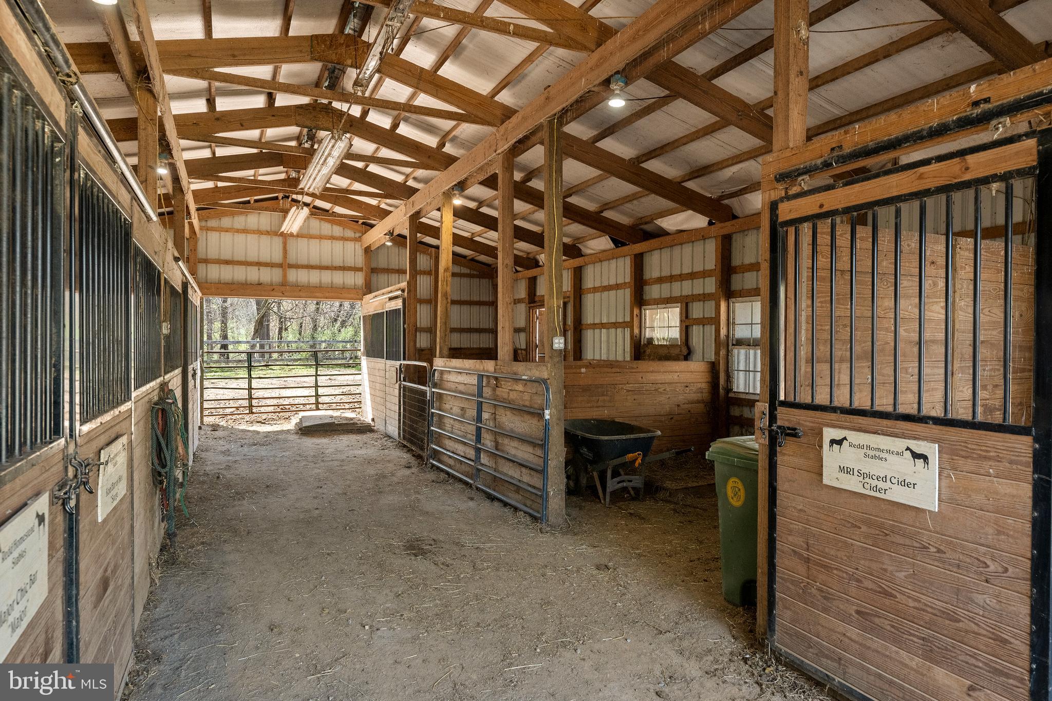 HAMPSTEAD - Residential