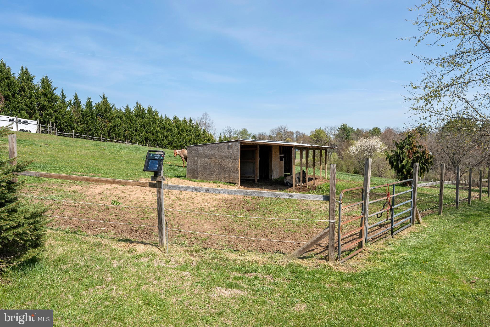 HAMPSTEAD - Residential