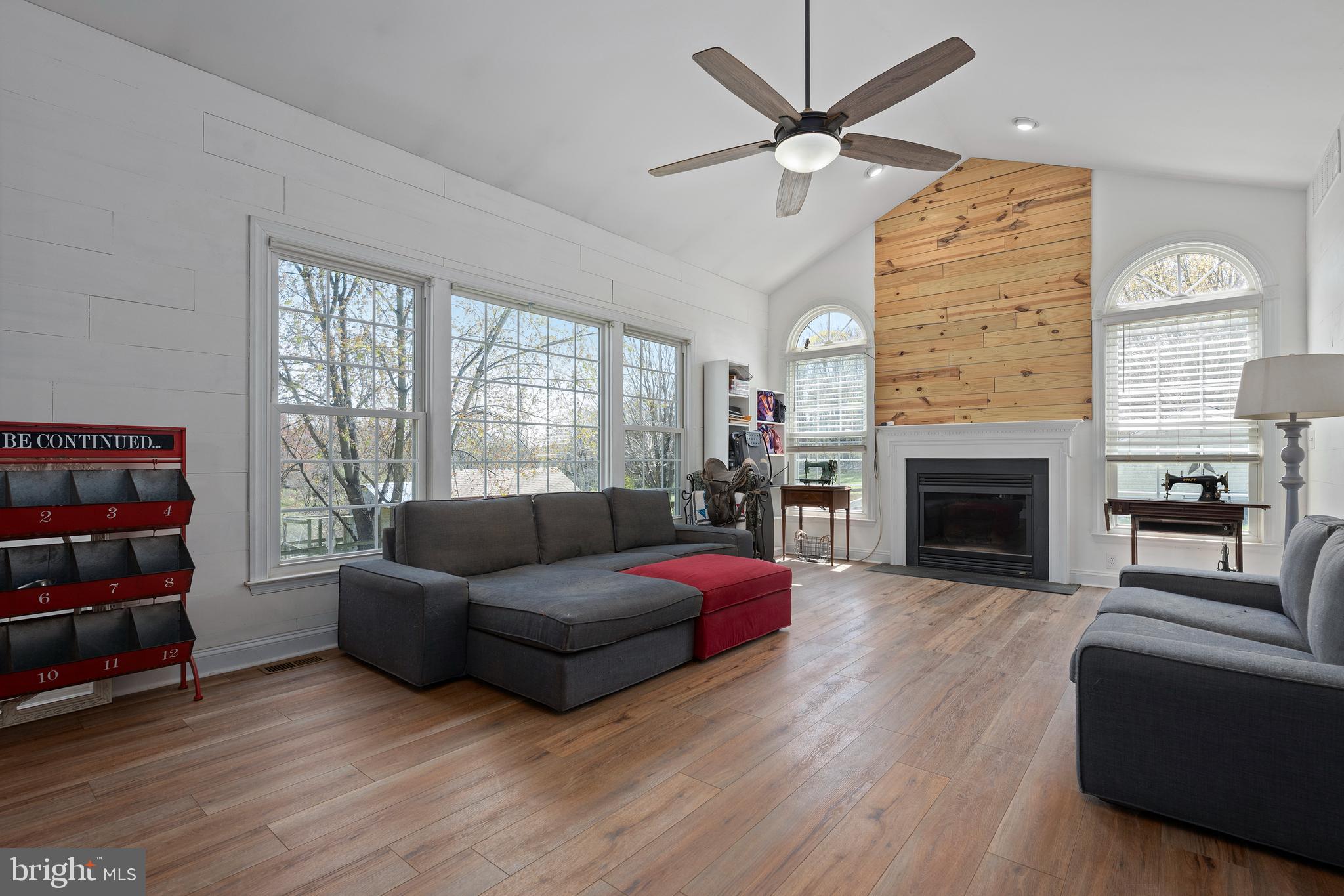 HAMPSTEAD - Residential