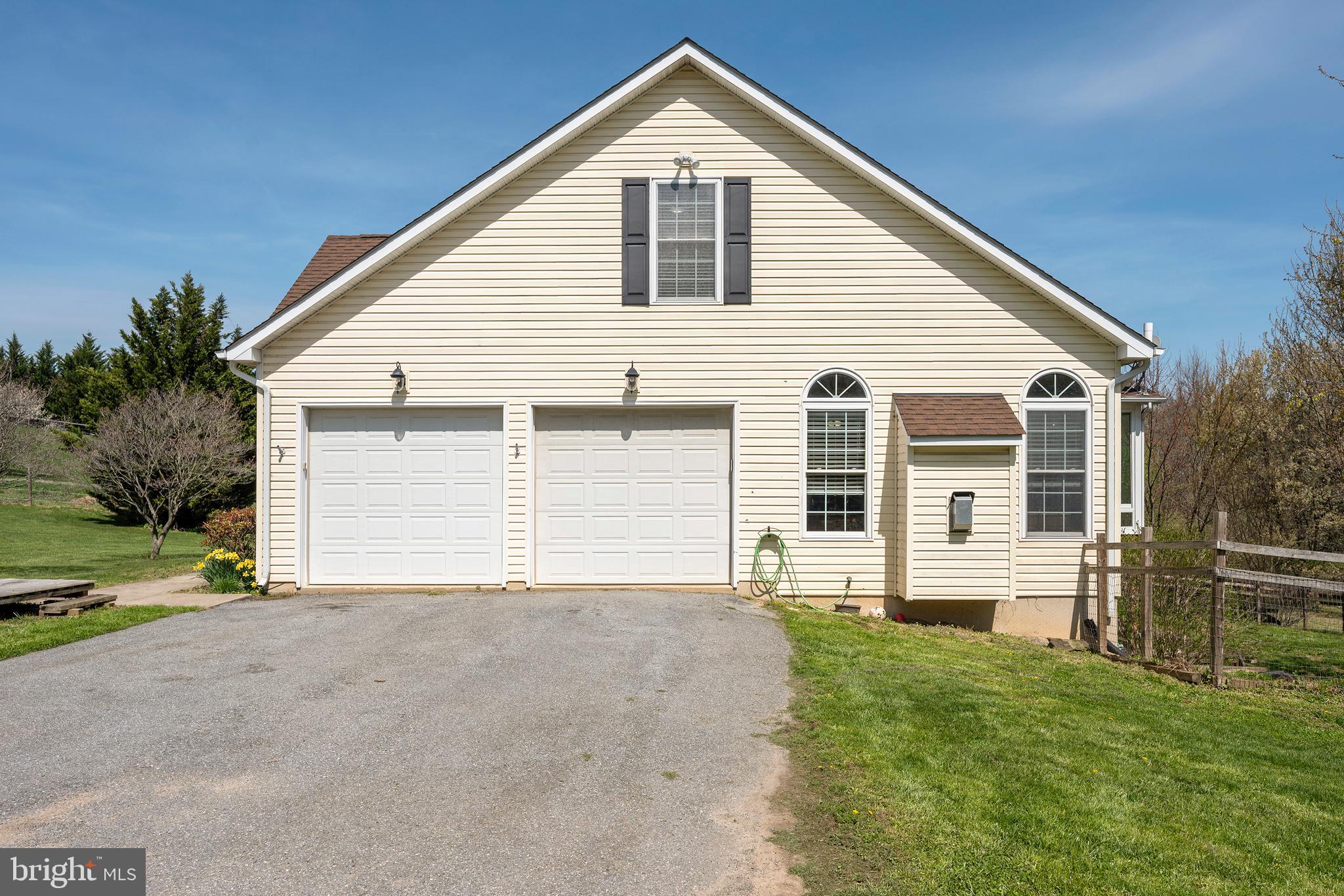 HAMPSTEAD - Residential