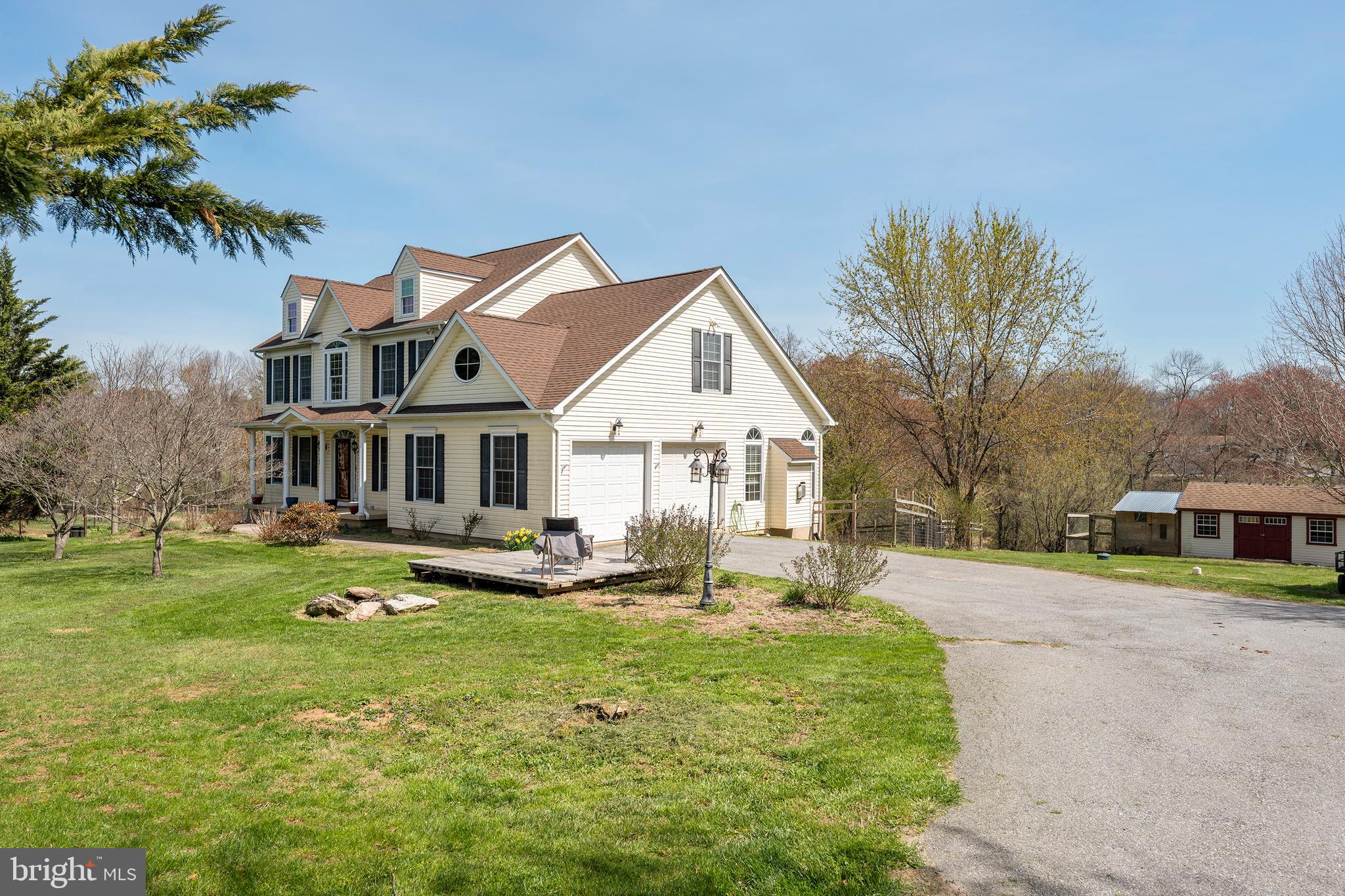 HAMPSTEAD - Residential