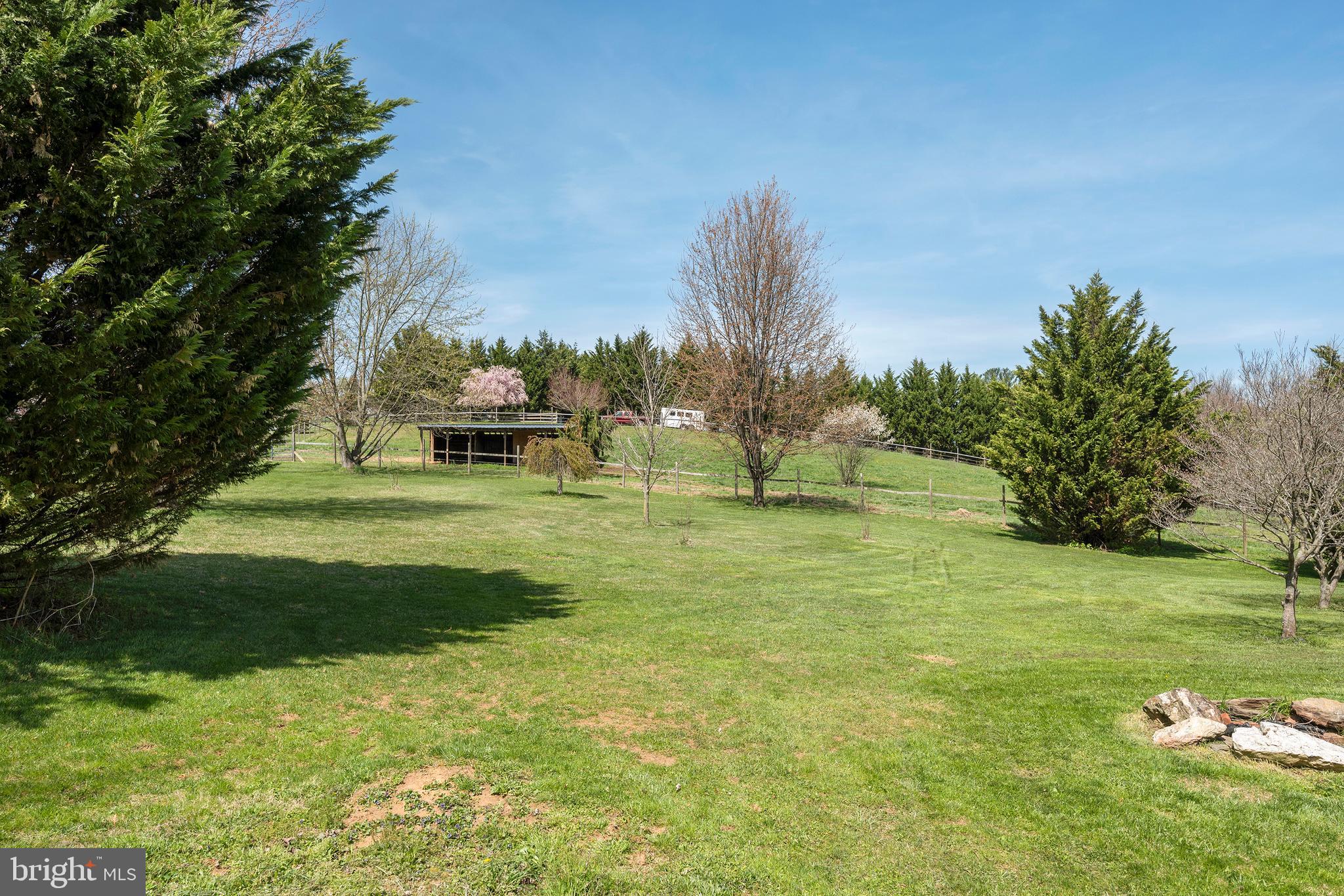 HAMPSTEAD - Residential