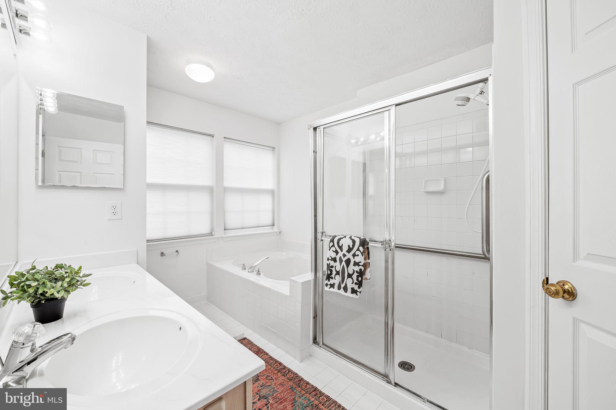 VILLAGE OF RIVER HILL - Residential