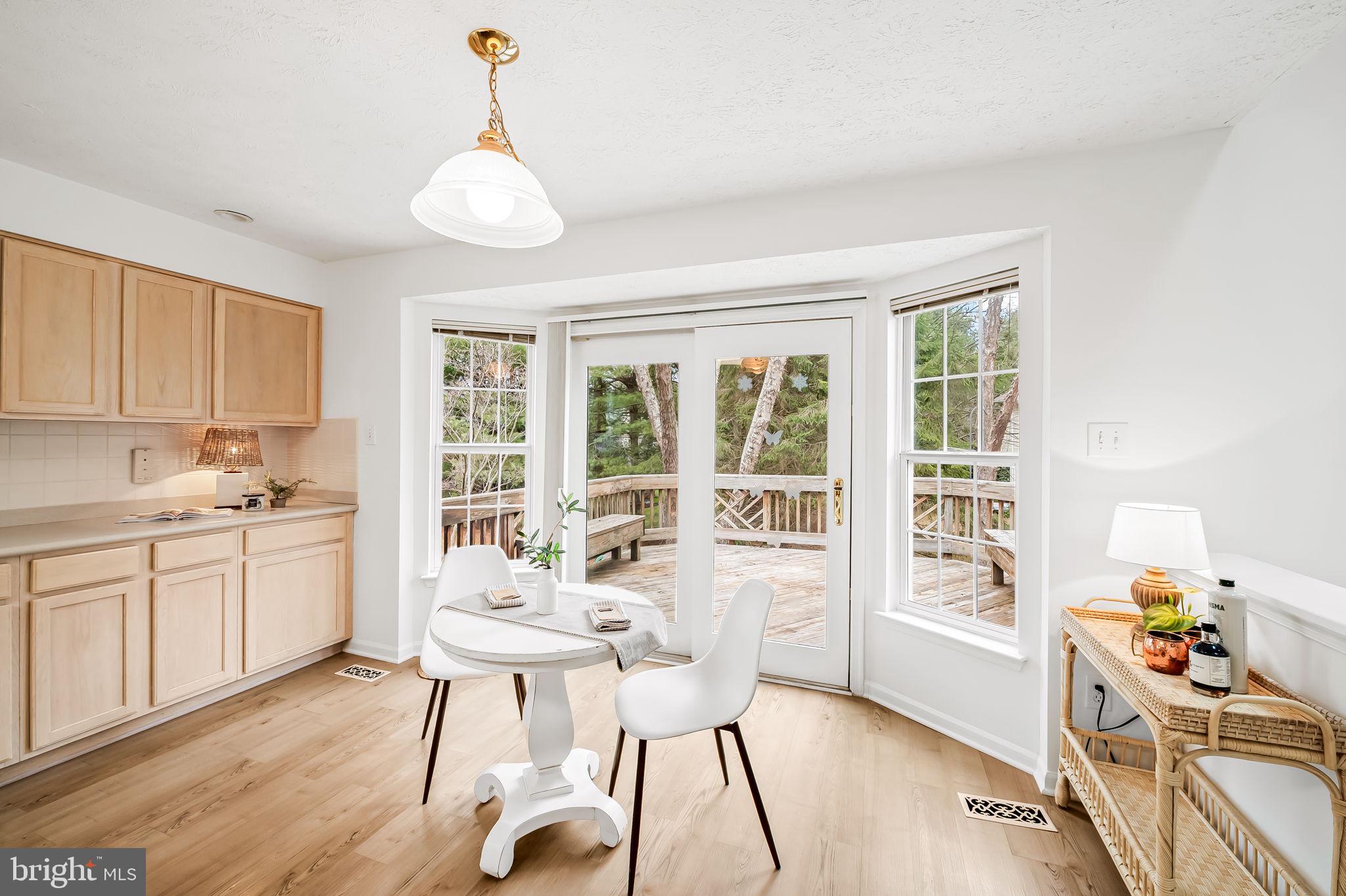 VILLAGE OF RIVER HILL - Residential