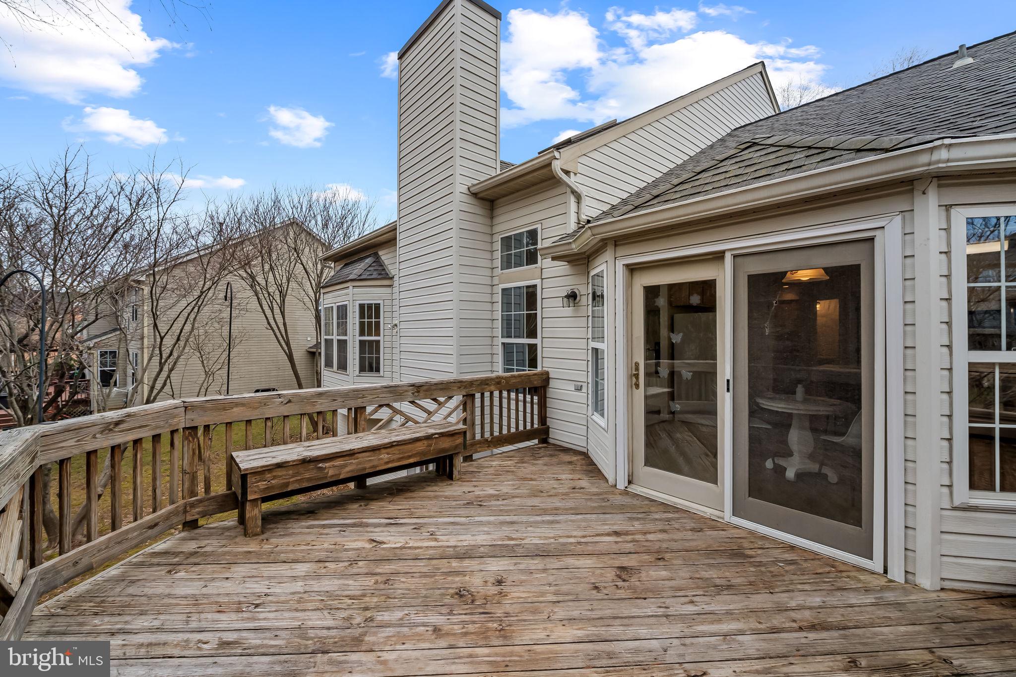 VILLAGE OF RIVER HILL - Residential