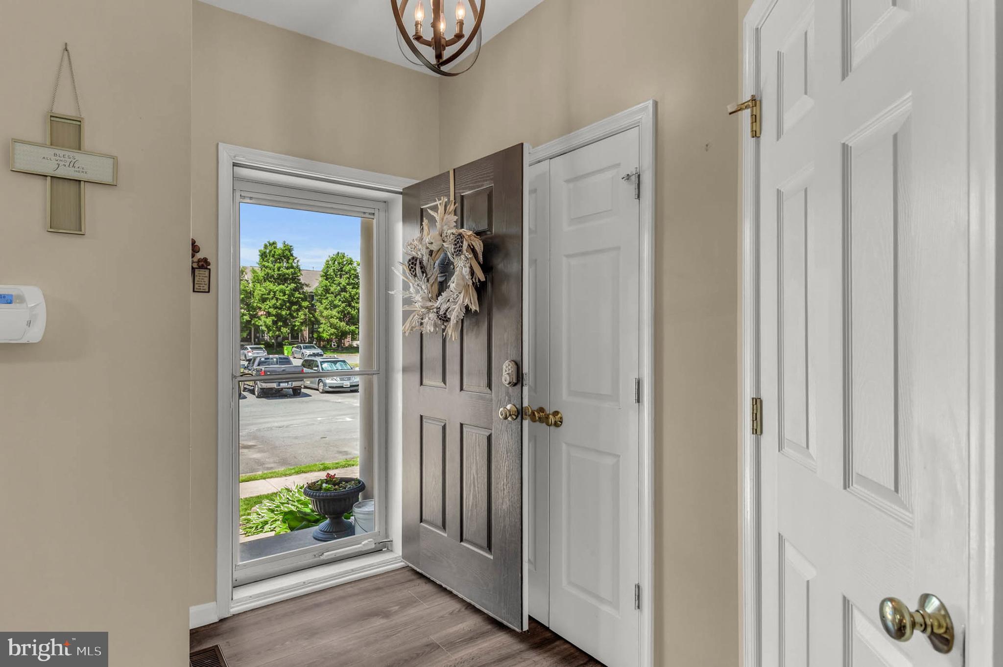 2911 INDIANSUMMER COURT
