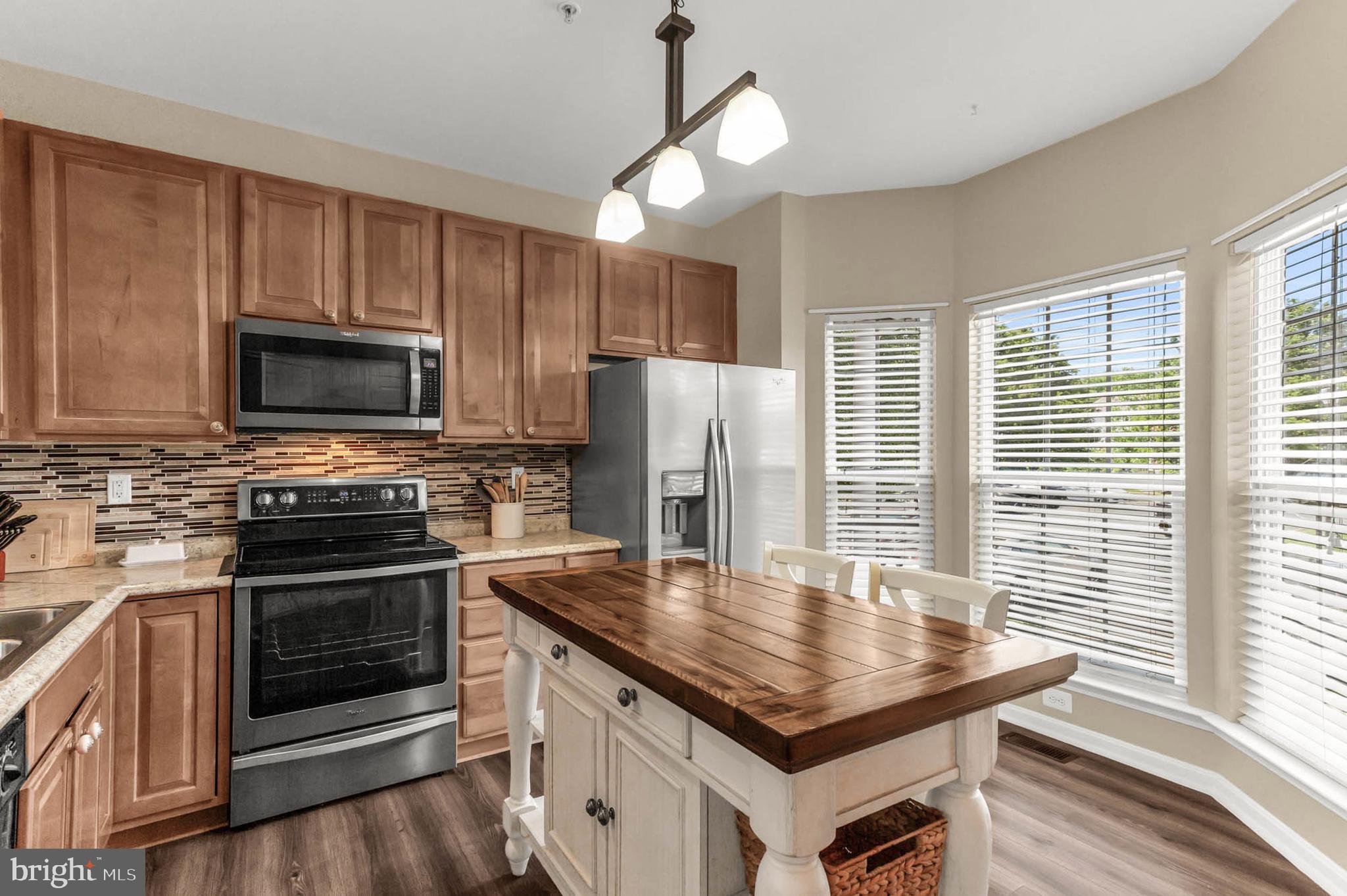 2911 INDIANSUMMER COURT