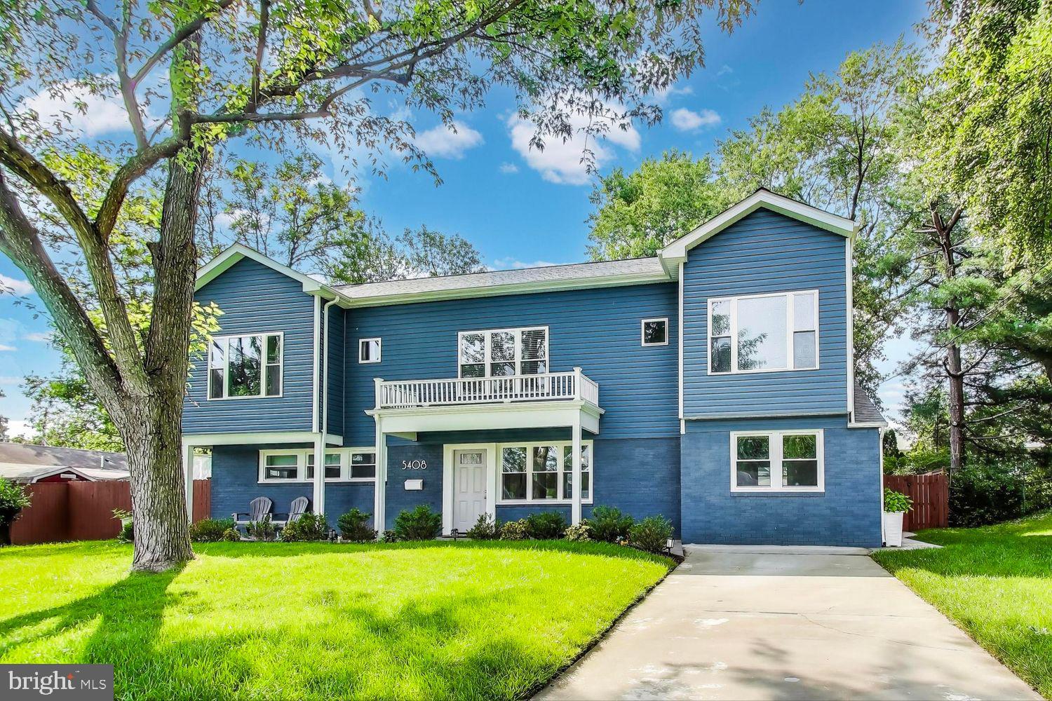 Beautifully renovated home in Edsall Park with five bedrooms and three and a half bathrooms, offering flexibility and modern functionality in a highly convenient location.
The kitchen features quartz countertops, a large center island, and stainless steel appliances, and it opens directly to the dining area and backyard—ideal for indoor-outdoor flow. Outside, the fully fenced yard includes mature trees, a playground with swings and slides, garden space, and two storage sheds for bikes, tools, and equipment.
The main level includes two bedrooms, a full bathroom, a powder room, a family room with a separate side entrance, and a large laundry room.
Upstairs is an expansive living room, along with three bedrooms and two full bathrooms. The primary suite includes a massive walk-in closet and a well-appointed bathroom with a soaking tub, glass-enclosed shower, double vanity, and separate water closet. A large walk-in hall closet adds extra storage.
Located less than three miles from Harris Teeter, Bradlick Shopping Center, and Pinecrest Plaza, the home also offers close proximity to the Edsall Park Swim Club, St. James Sports Complex, and Deerlick Park. Commuters will appreciate the quick access to I-495 and I-395, as well as nearby Van Dorn and Springfield Metro stations.