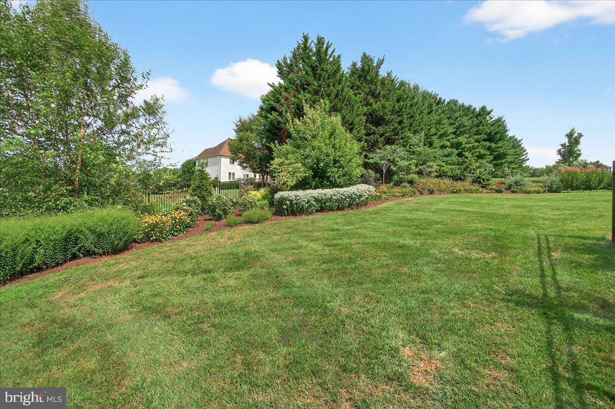 HOLBROOK HEIGHTS - Residential