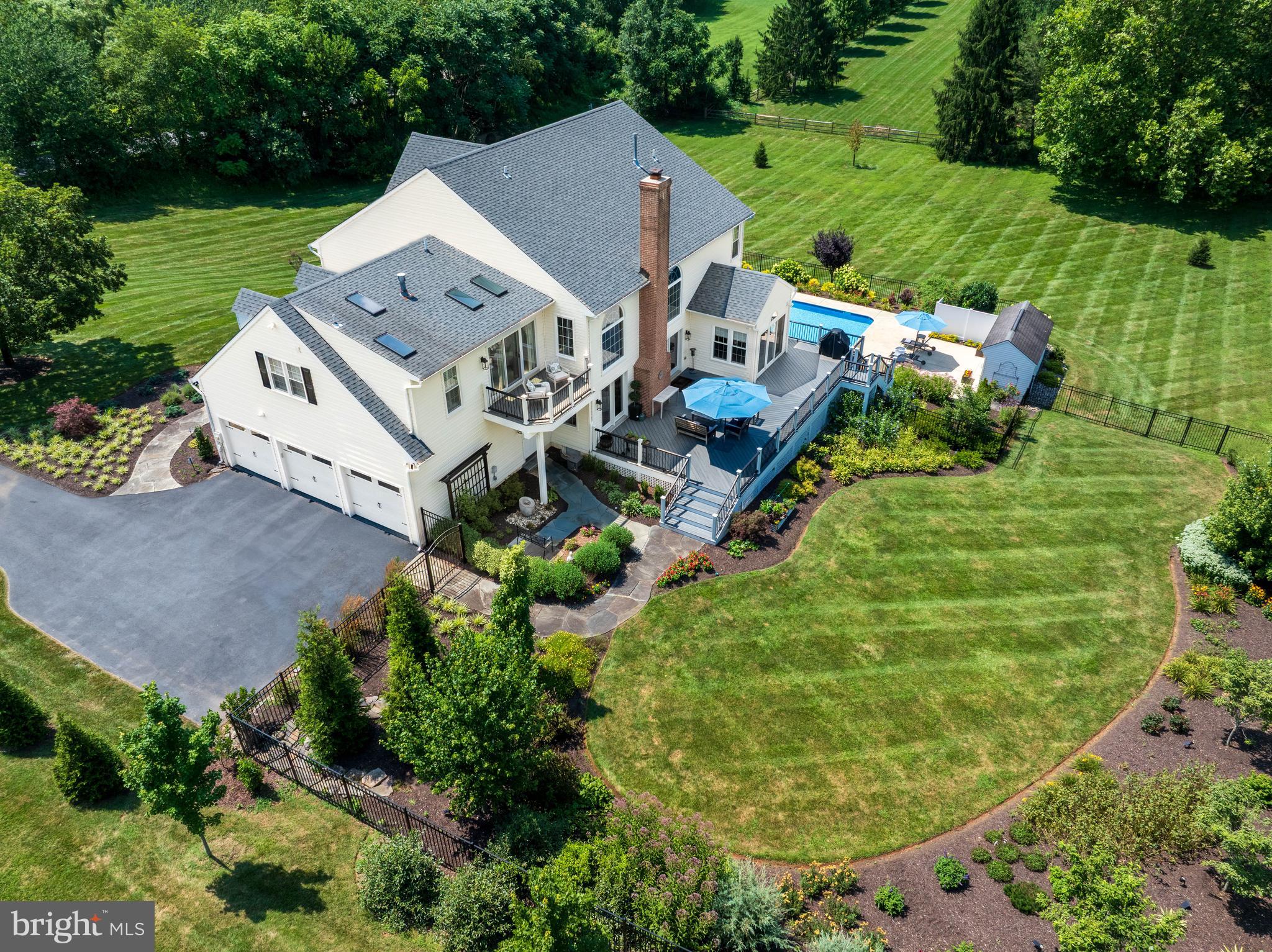 HOLBROOK HEIGHTS - Residential