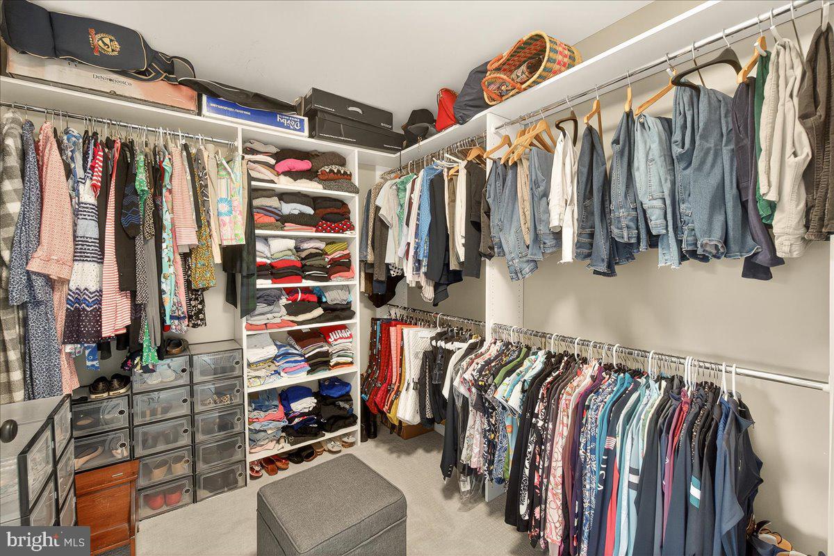 HOLBROOK HEIGHTS - Residential