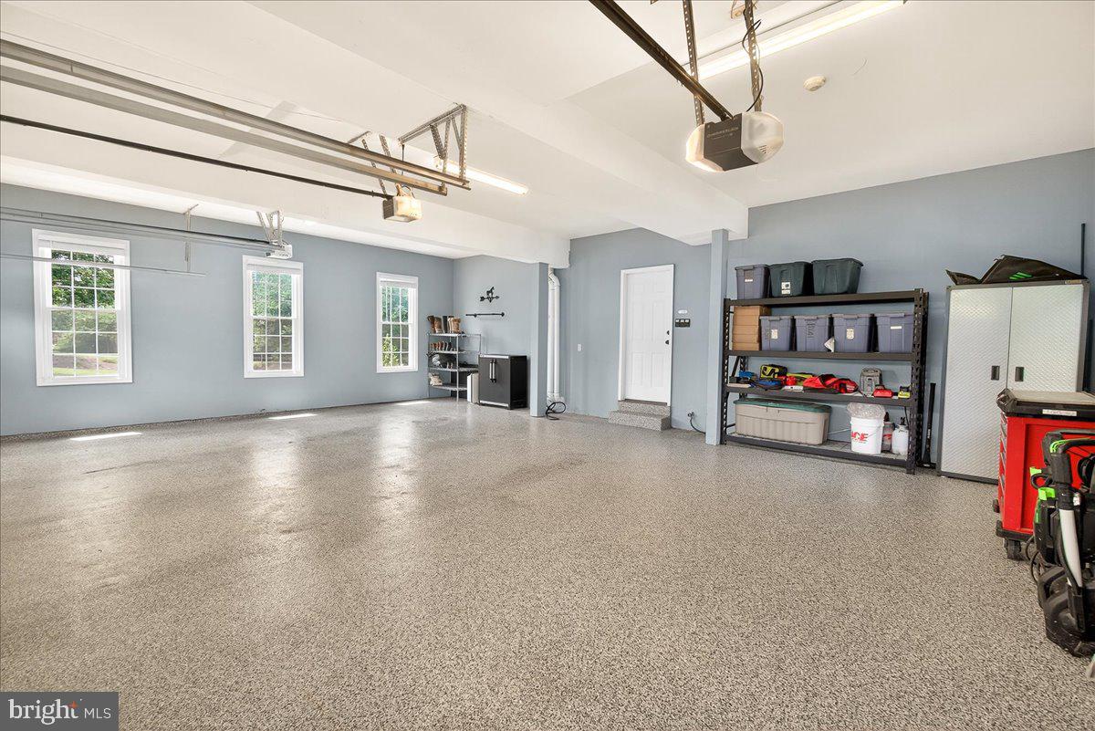 HOLBROOK HEIGHTS - Residential