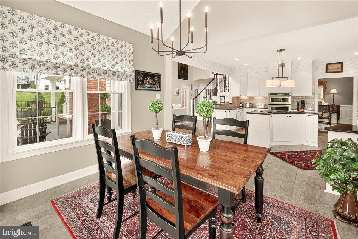 HOLBROOK HEIGHTS - Residential