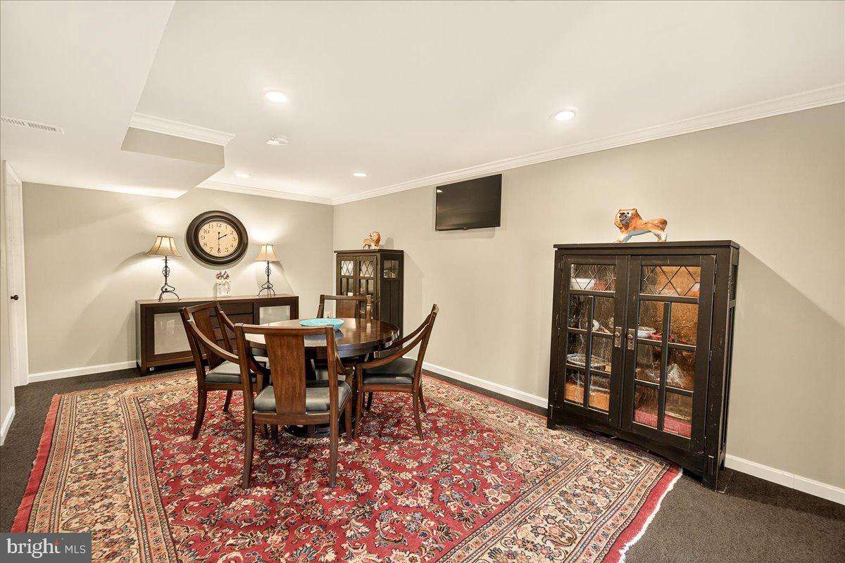 HOLBROOK HEIGHTS - Residential