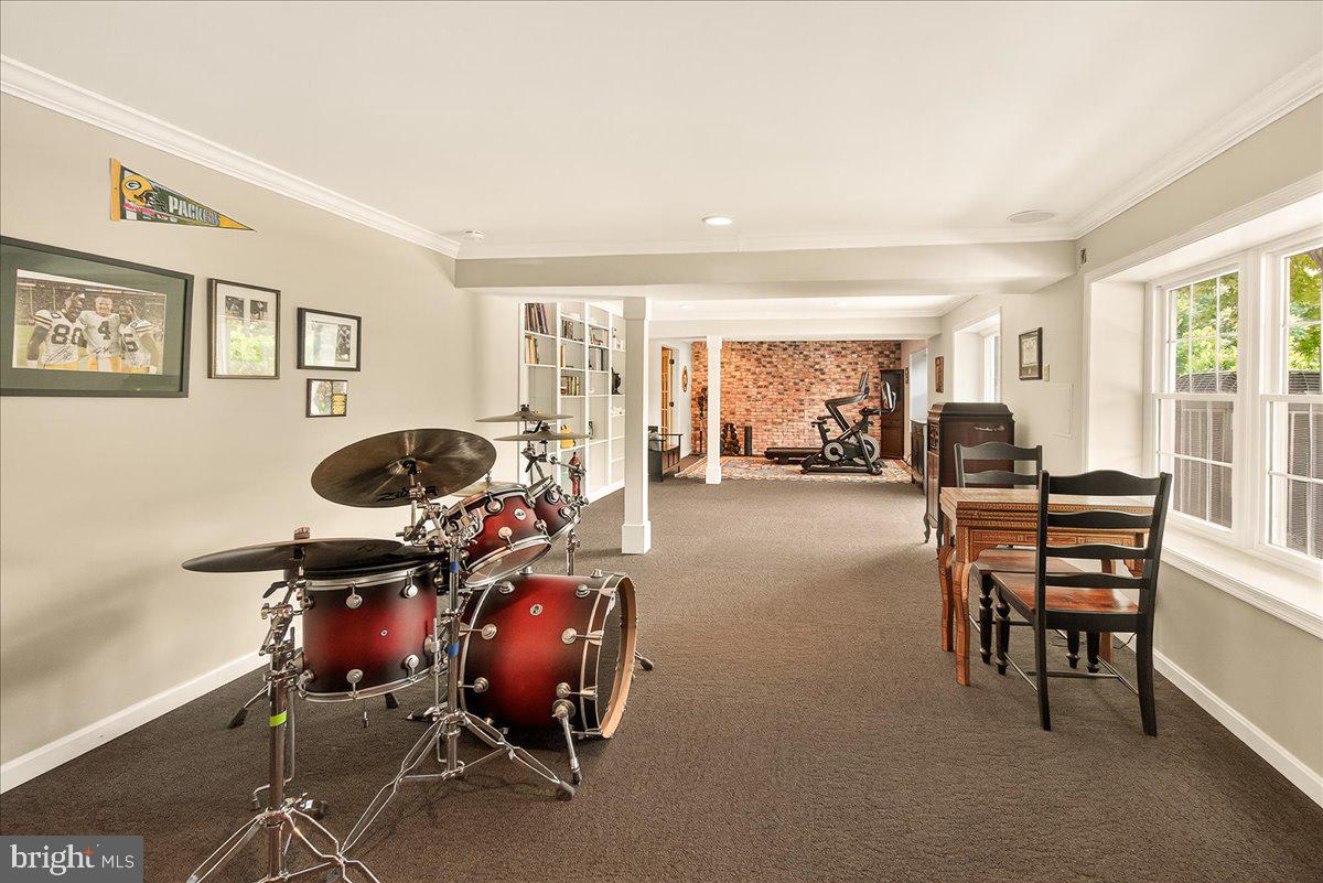 HOLBROOK HEIGHTS - Residential