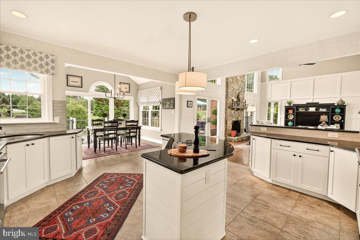 HOLBROOK HEIGHTS - Residential