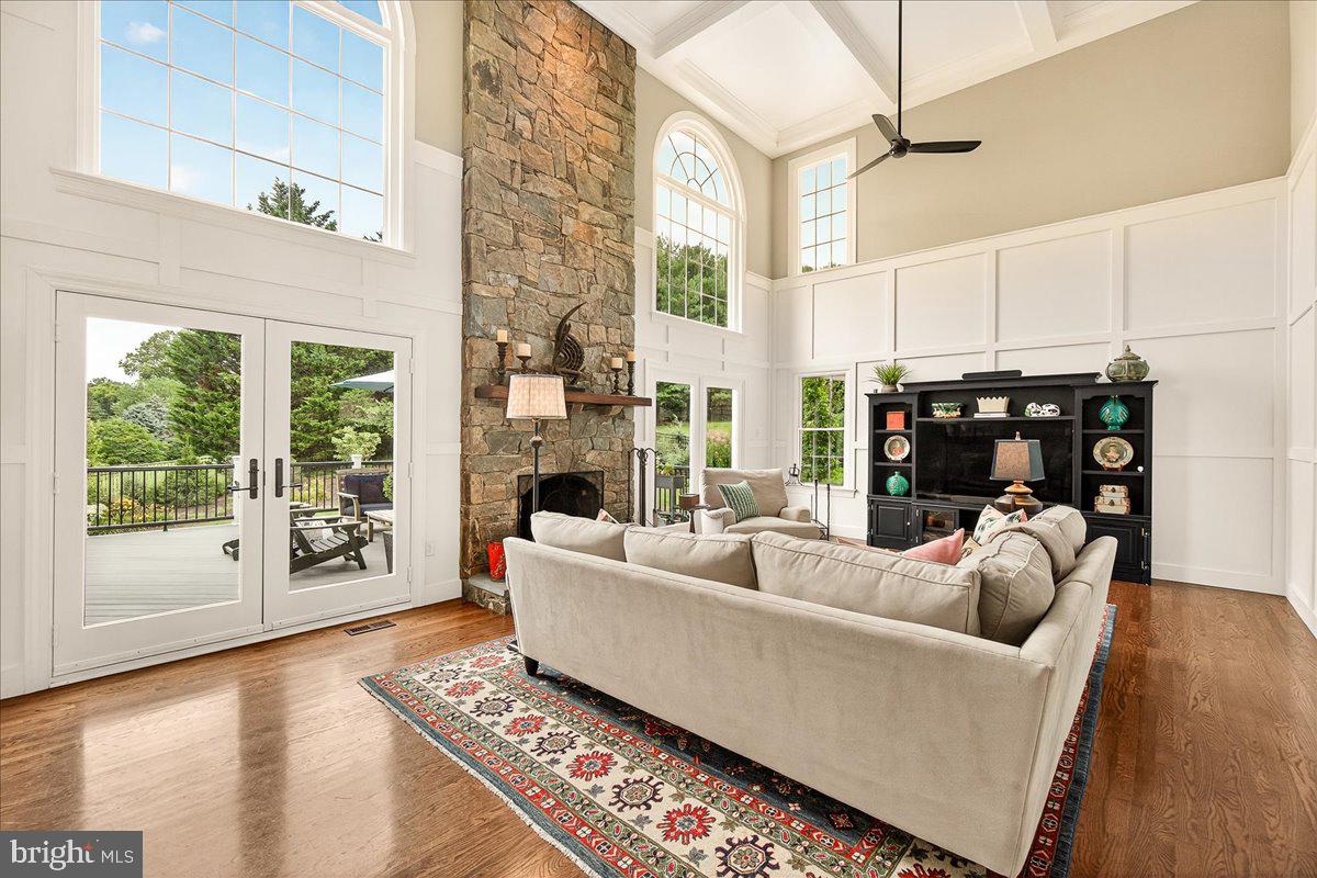 HOLBROOK HEIGHTS - Residential