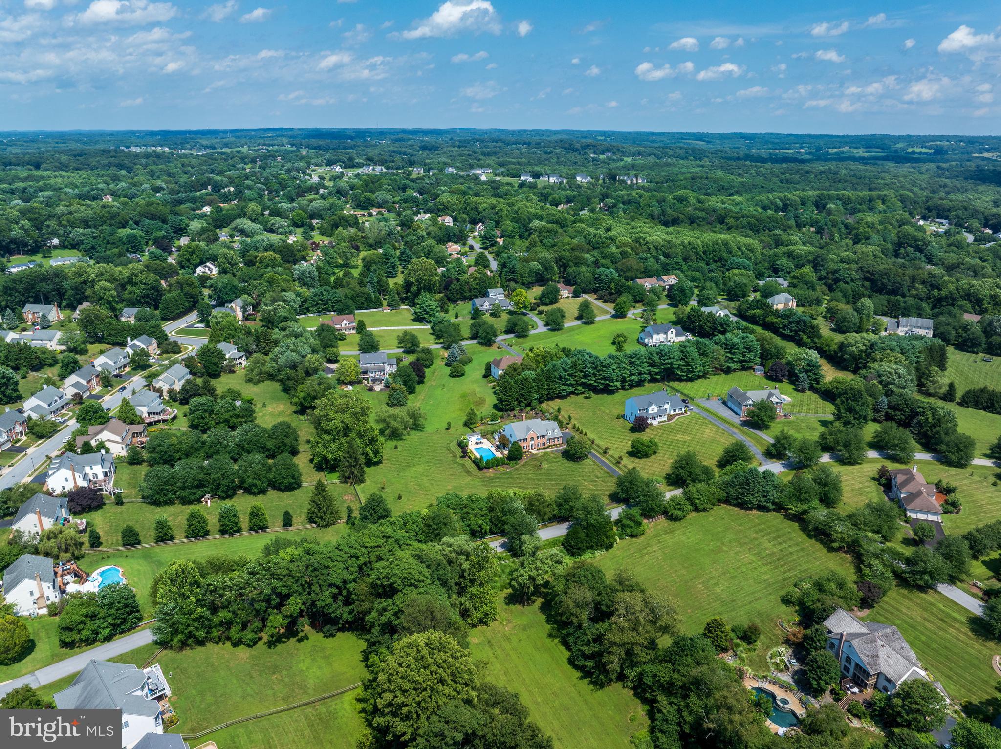 HOLBROOK HEIGHTS - Residential