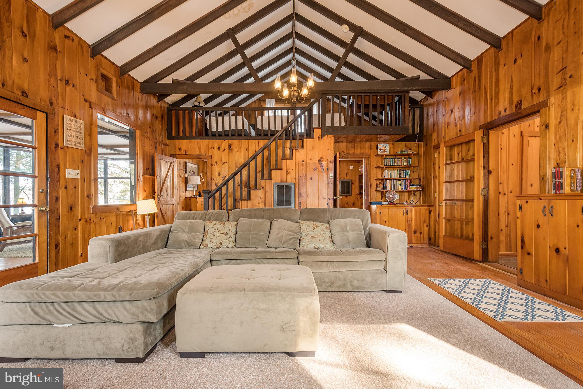 THOUSAND ACRES - Residential