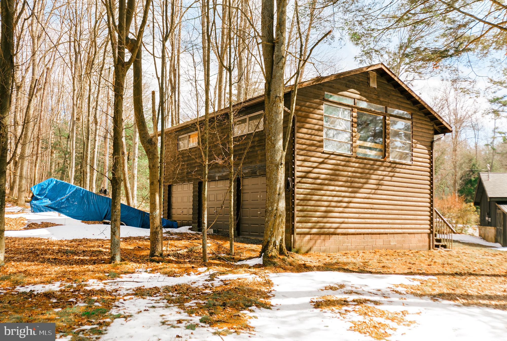 THOUSAND ACRES - Residential