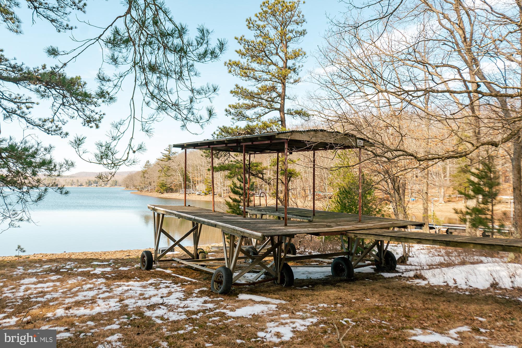 THOUSAND ACRES - Residential