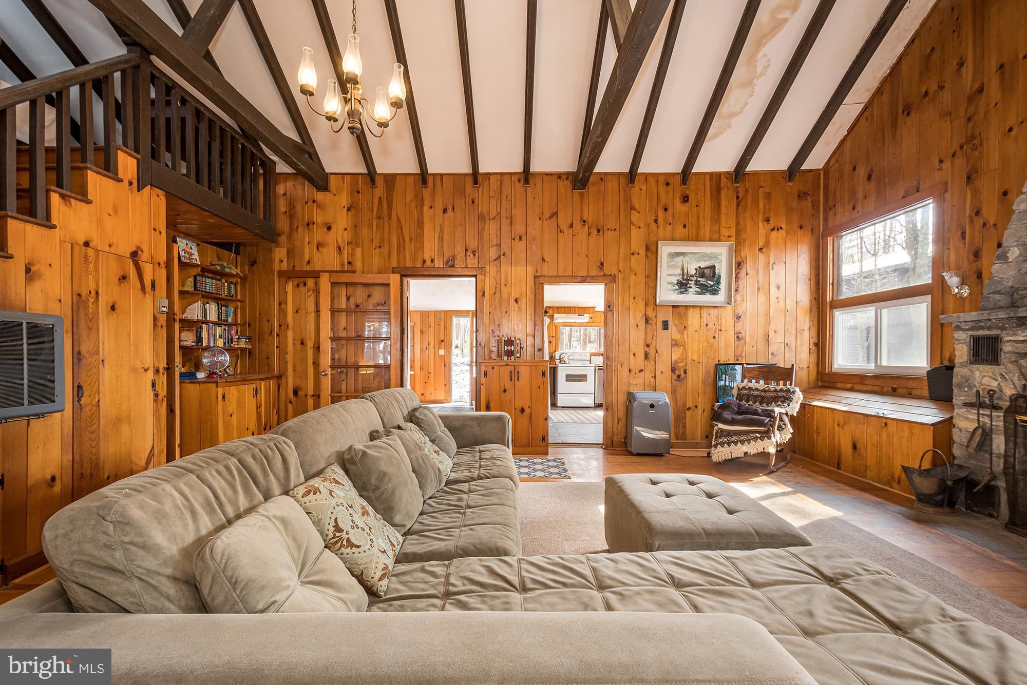 THOUSAND ACRES - Residential