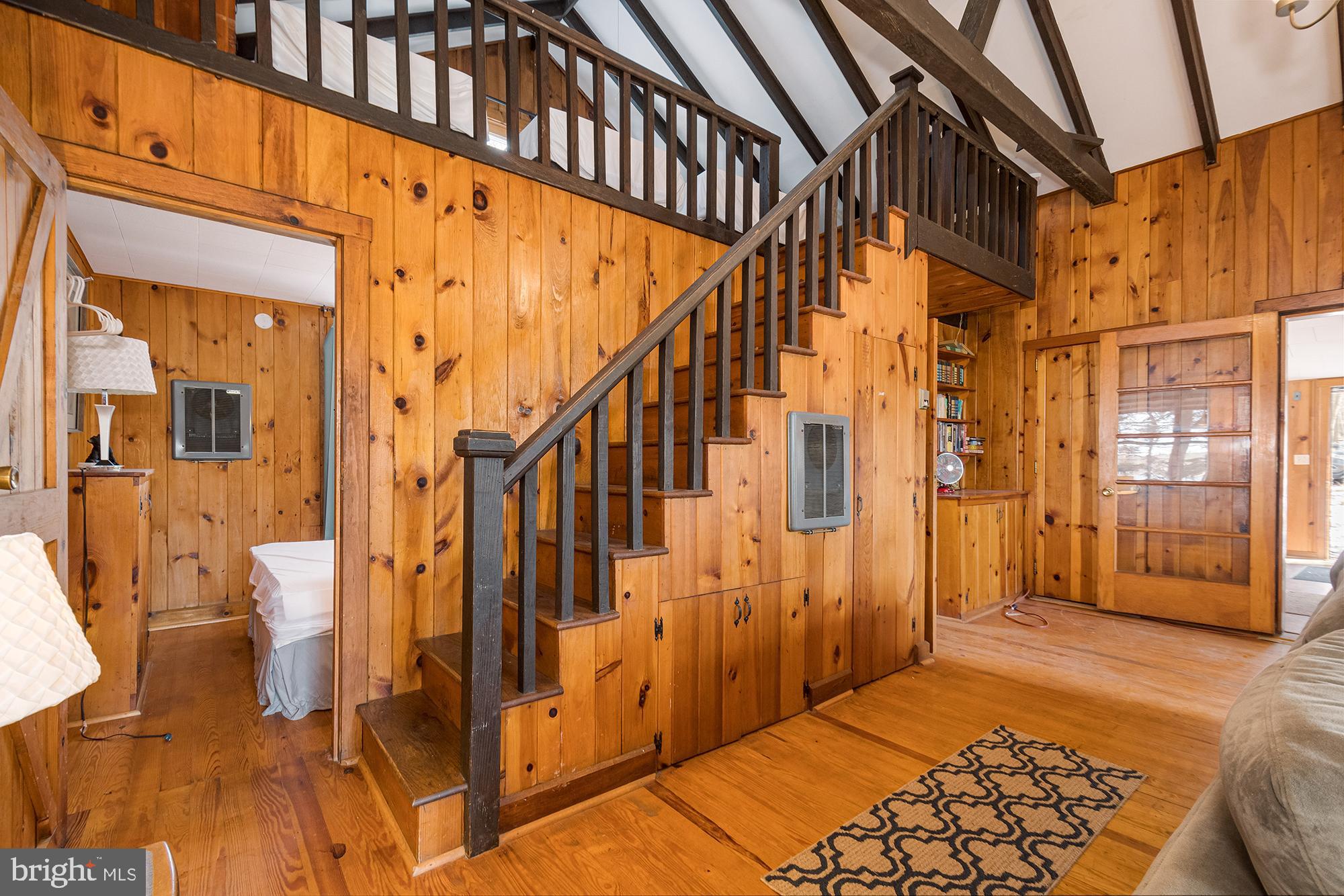 THOUSAND ACRES - Residential