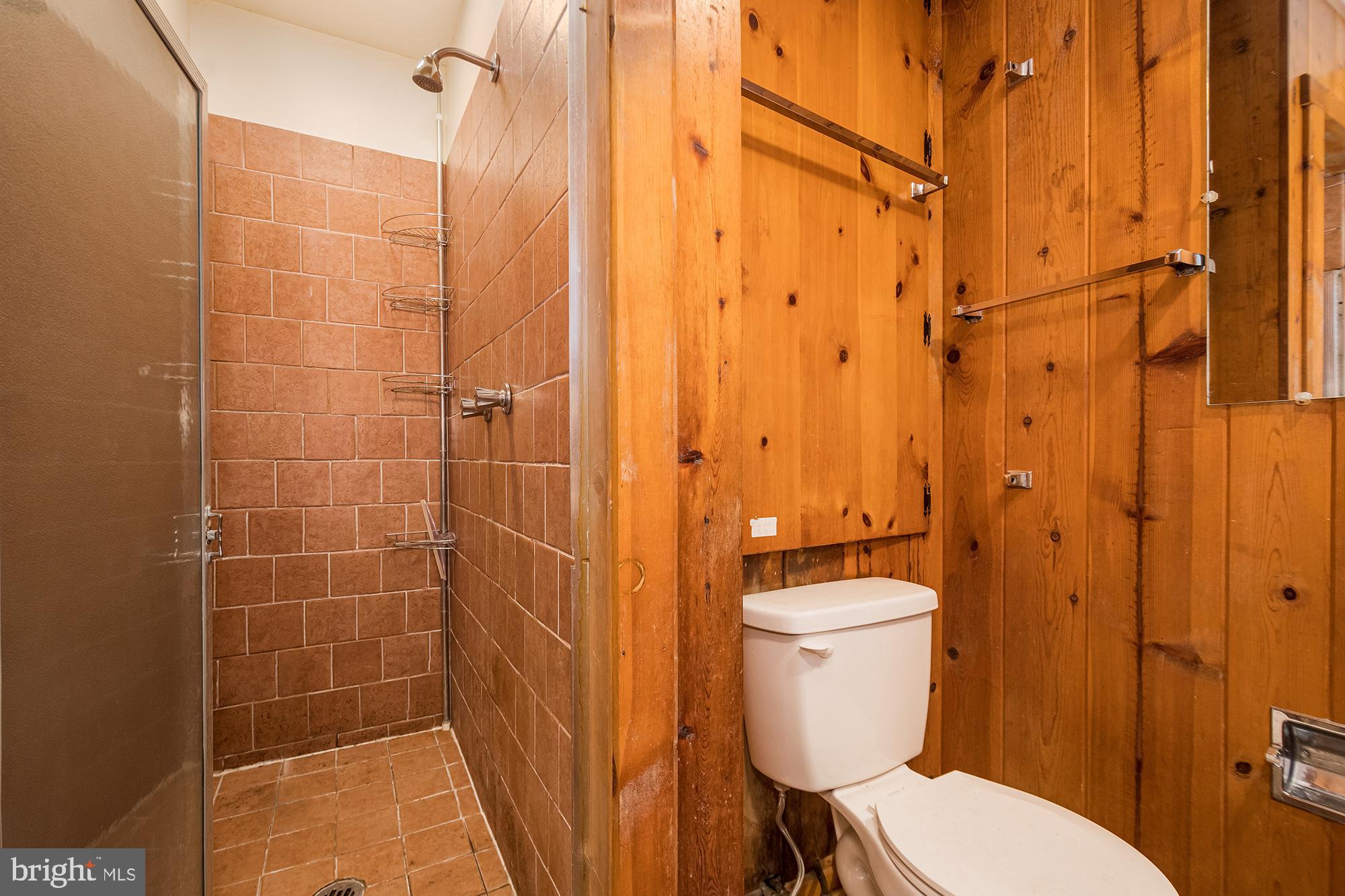 THOUSAND ACRES - Residential