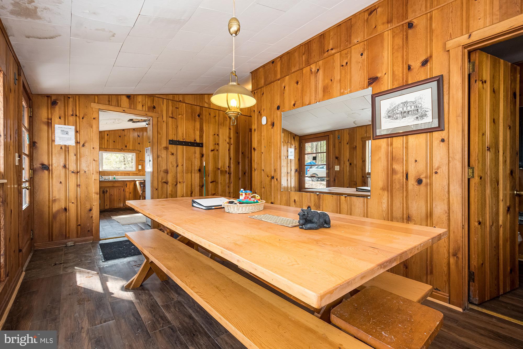 THOUSAND ACRES - Residential