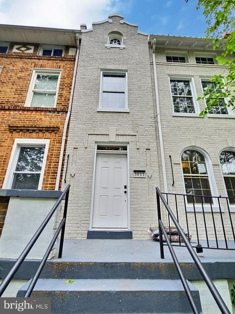 3811 5TH STREET NW WASHINGTON DC 20011