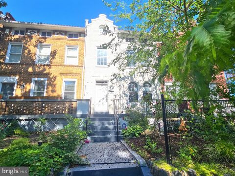 3811 5TH STREET NW WASHINGTON DC 20011